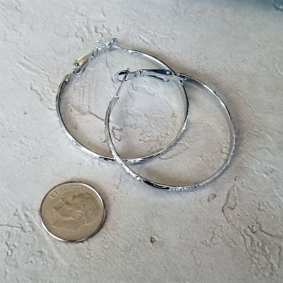 Sleek Art Nouveau Swirl Silver Tone Round Hoop Earrings 40mm 1.6" Long Leverback - Picture 6 of 7